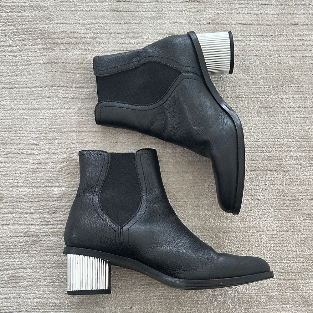 Rebecca Minkoff Black Leather Ankle Boots with Ribbed/mirror-like Heel